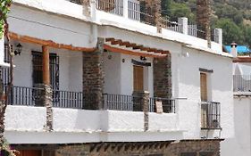 alojamiento rural la ermita bubion